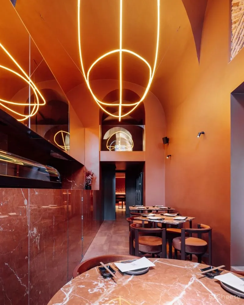 HIGHLIGHTING NATURAL MATERIALS RESTAURANT NÓMADA IN LISBON