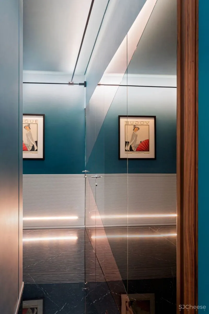 250㎡公寓大爆改,诠释出欧洲古典气质!