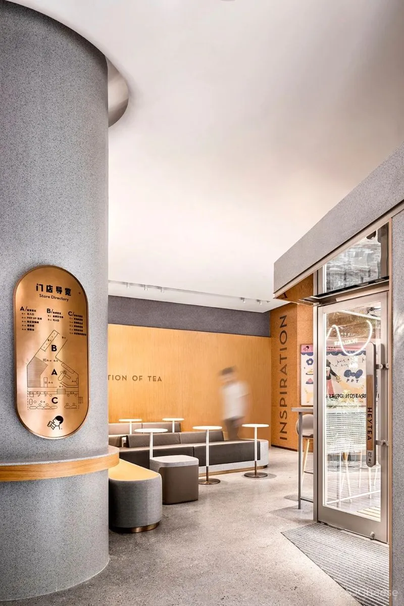 UND 深圳喜茶宠物友好主题店,萌宠社交,趣味十足