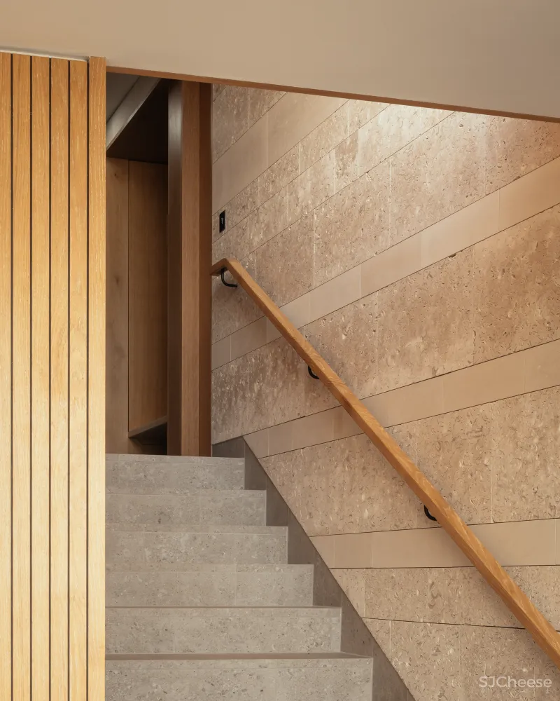 “生长”于波特兰岛悬崖峭壁上的度假酒店