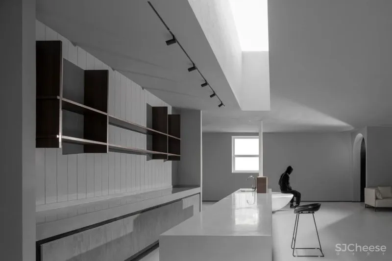 Apperceive ｜白色“盲盒”