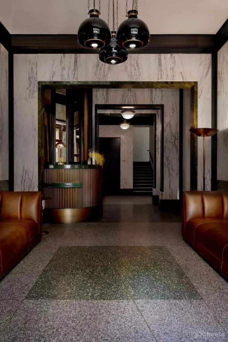 见过复古风的豪宅吗?不得不说,这设计太高级了!