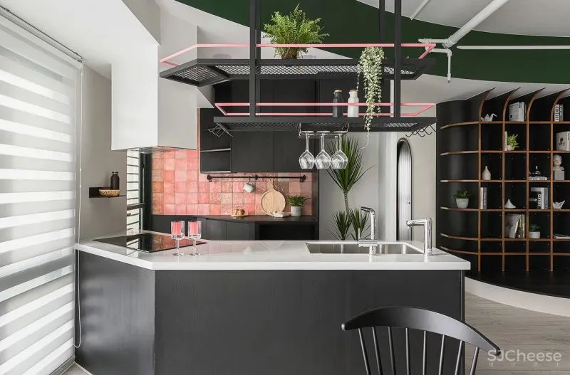 简化客厅功能,开启空间放大术!