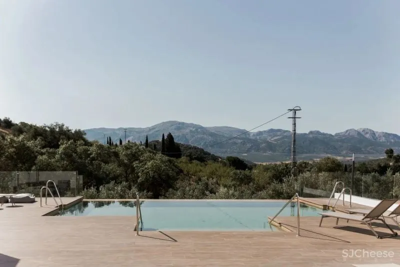 生命的意义其实是在寻找心灵的一块净土