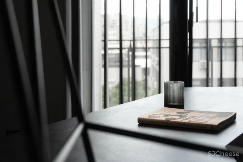 简约工业风住宅，这个材质太有质感了！