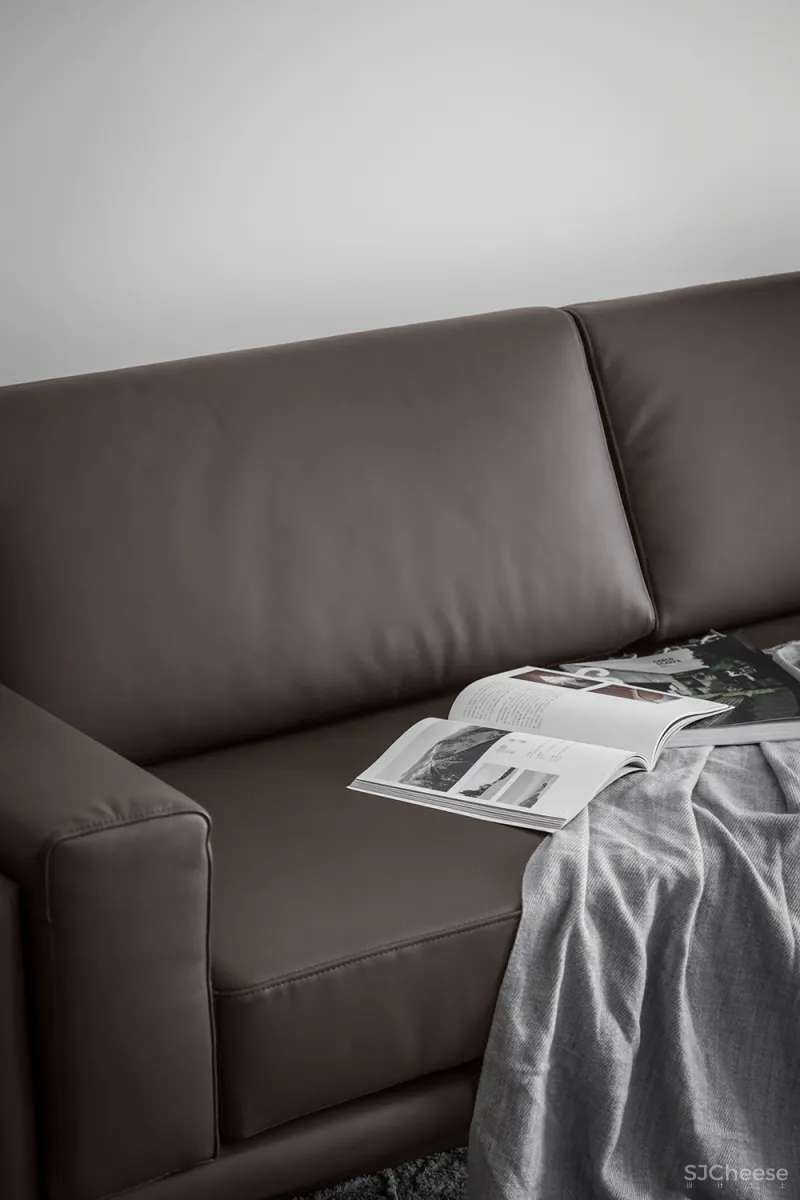 120m²极简设计,克制的生活态度!