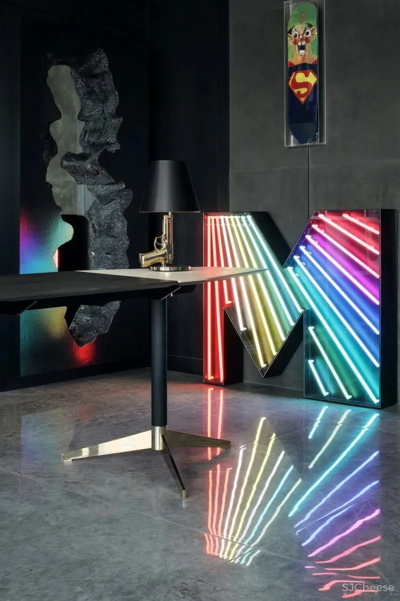 StudioY余颢凌力作 武汉天地「御江苑」私宅设计