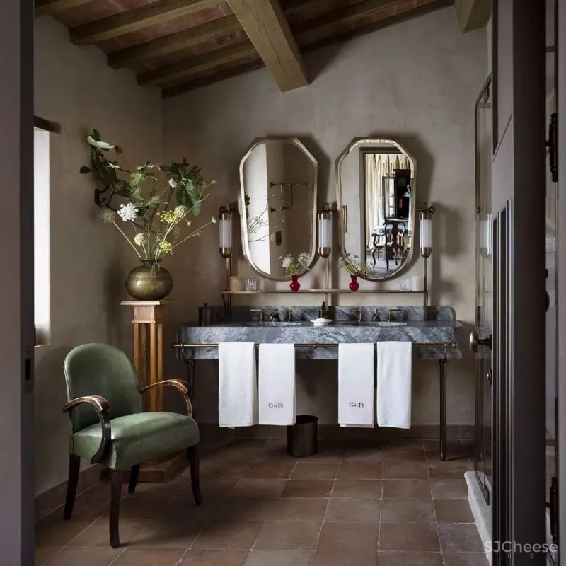 永 恒 的 静 修 一千多年历史的意大利城堡庄园酒店揭幕!