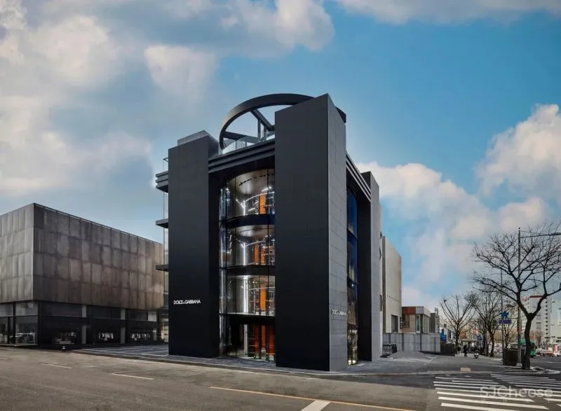 让·努维尔新作:D-G首尔旗舰店,被包裹的‘圆柱’