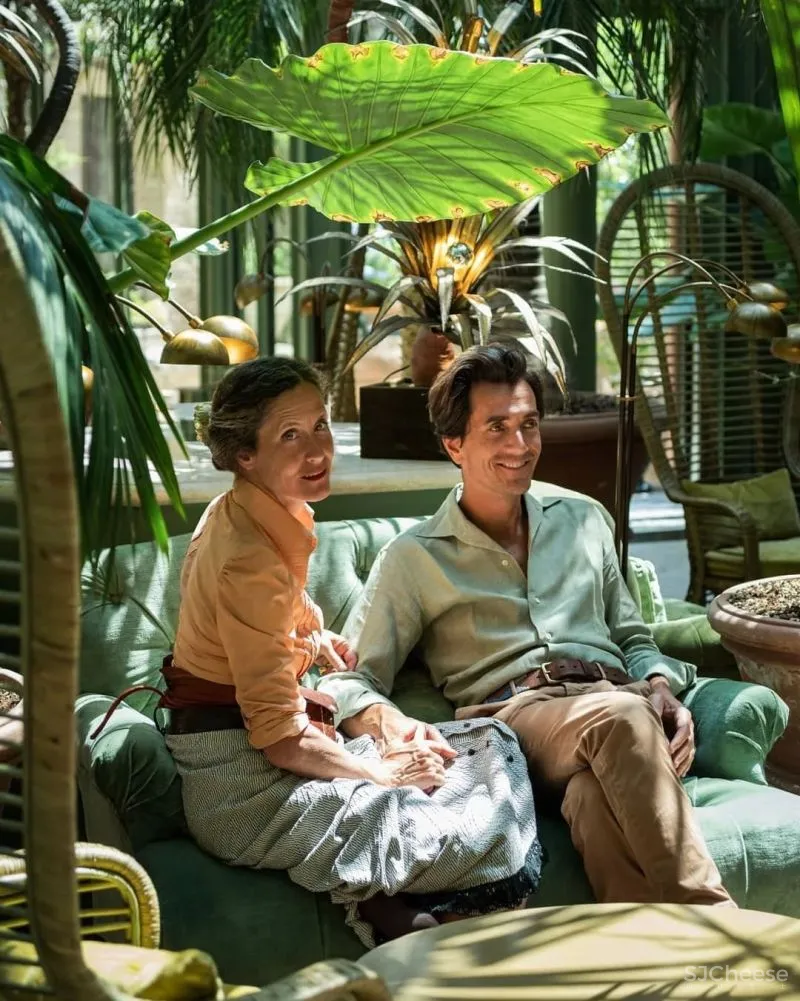 永 恒 的 静 修 一千多年历史的意大利城堡庄园酒店揭幕!