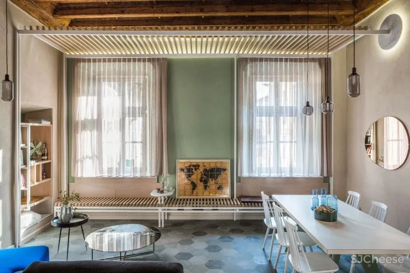 充满蓝调的公寓,用色太前卫了!