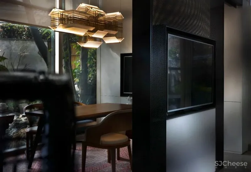 萧爱彬:二十年的蜕变,一步一景的惬意桃源