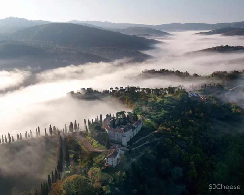 永 恒 的 静 修 一千多年历史的意大利城堡庄园酒店揭幕!
