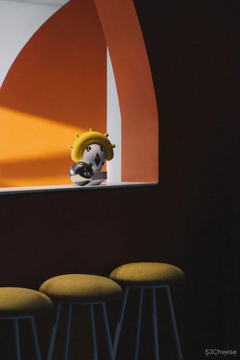 源于安徒生的设计灵感,钢筋水泥下的童话书屋 宇合光年