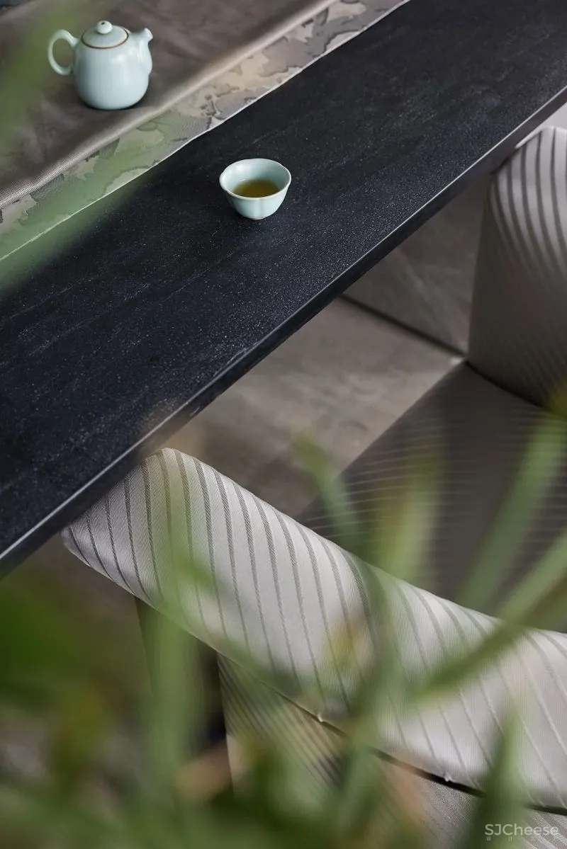 鸿艺源 深圳新天鹅堡 270m² 大平层设计,匿大美于无形,藏万象于天成!