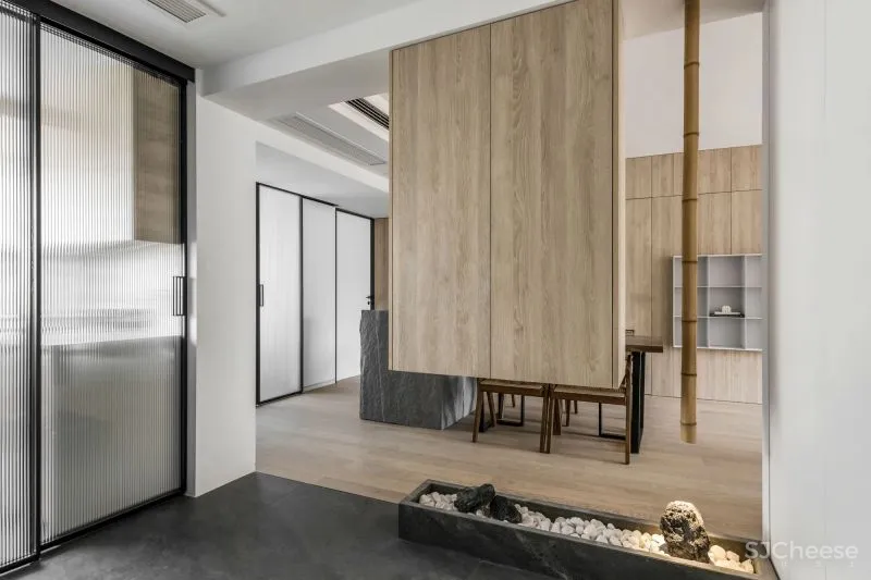 85后夫妻92㎡旧房翻新,塞下三居,却通透得不像话!更有高达35㎡收纳空间!