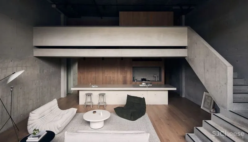 天然去雕饰的工业风 loft,混凝土也能如此高级!