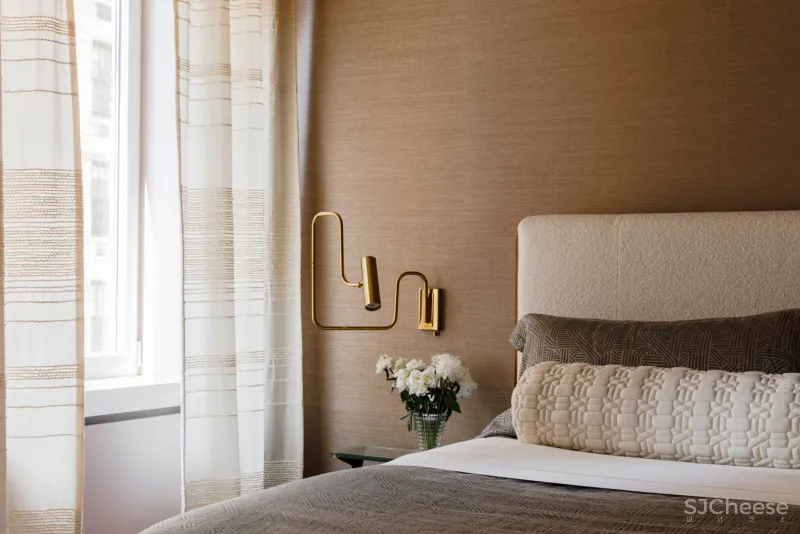 370㎡ 四居室公寓翻新,入户玄关美成了艺廊,这才是奢居典范