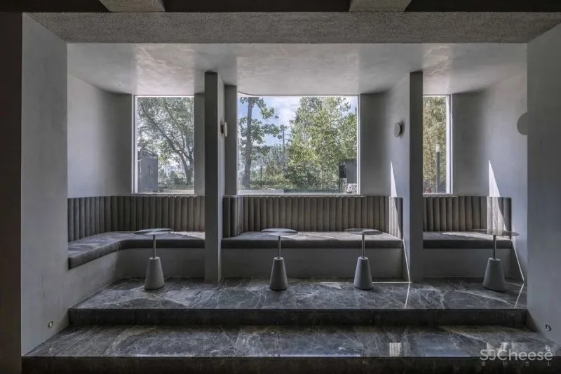 被倾听的书店空间设计