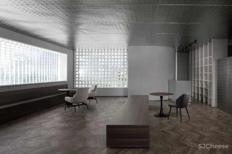 Apperceive ｜白色“盲盒”