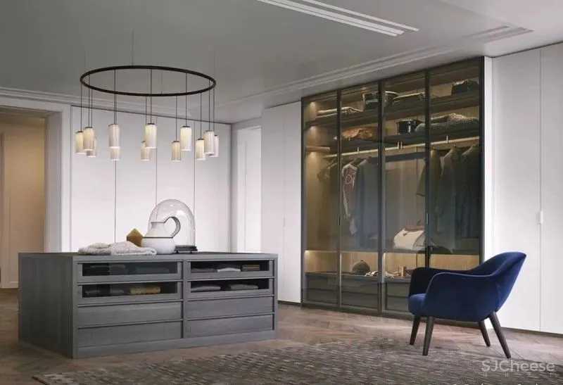 入墙式衣柜,正在流行!