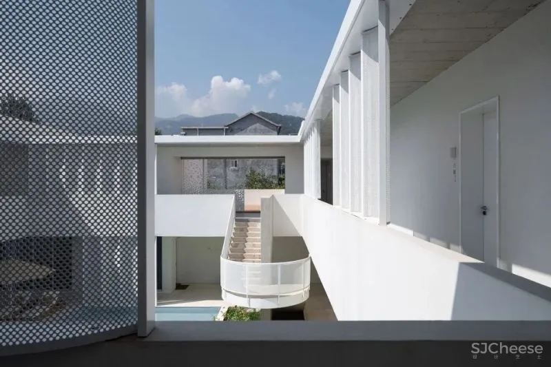 新作 山脚下的空间漫游 沂蒙·云舍,山东临沂 灰空间建筑事务所