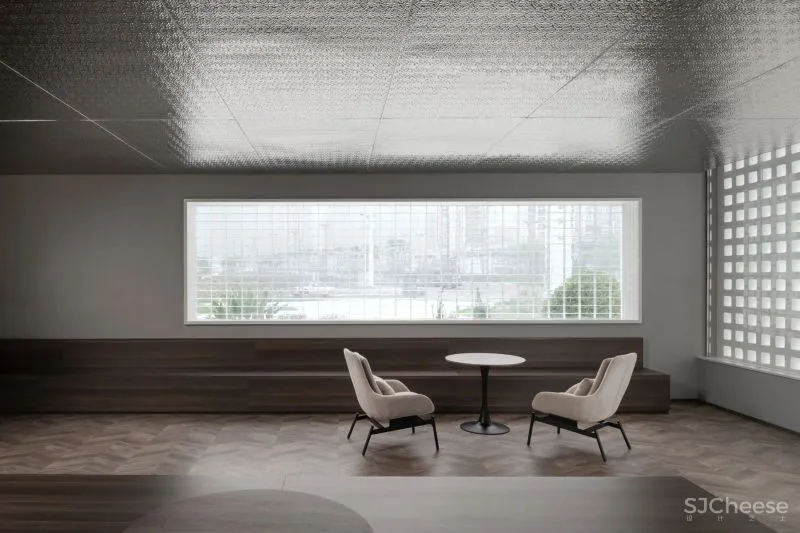 Apperceive ｜白色“盲盒”