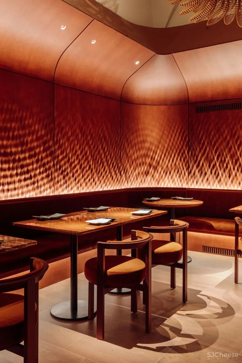 HIGHLIGHTING NATURAL MATERIALS RESTAURANT NÓMADA IN LISBON