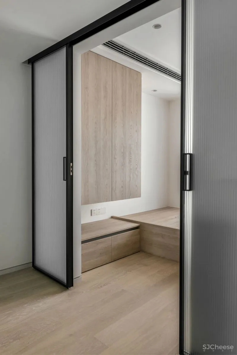 85后夫妻92㎡旧房翻新,塞下三居,却通透得不像话!更有高达35㎡收纳空间!