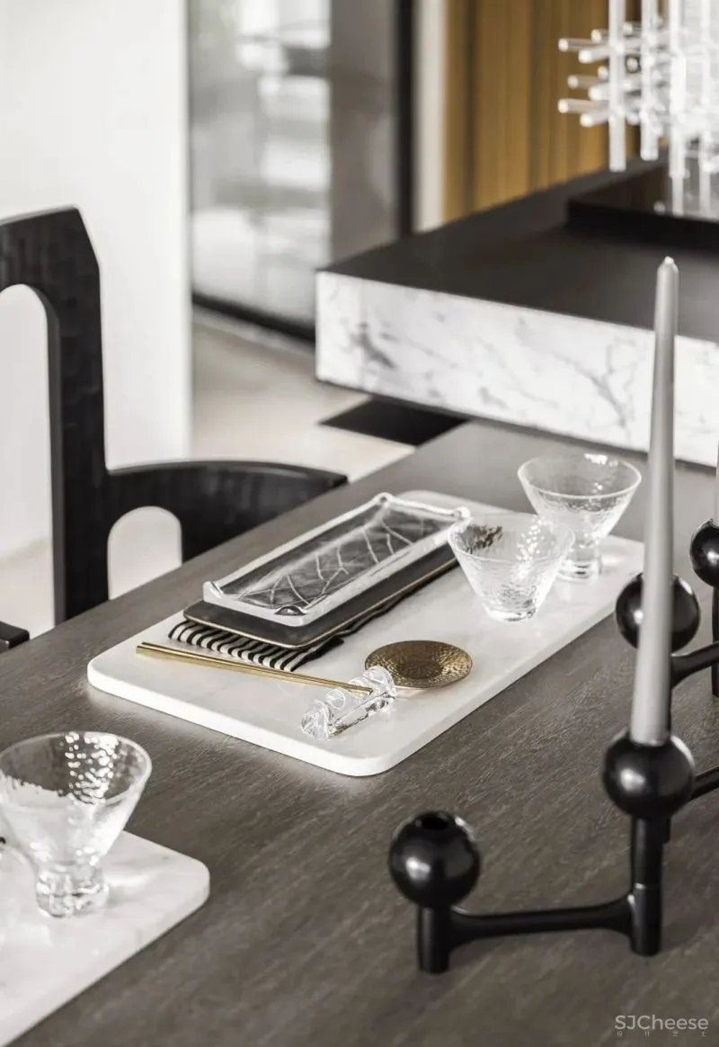 金属、石材、布艺，诠释最美墨色东方