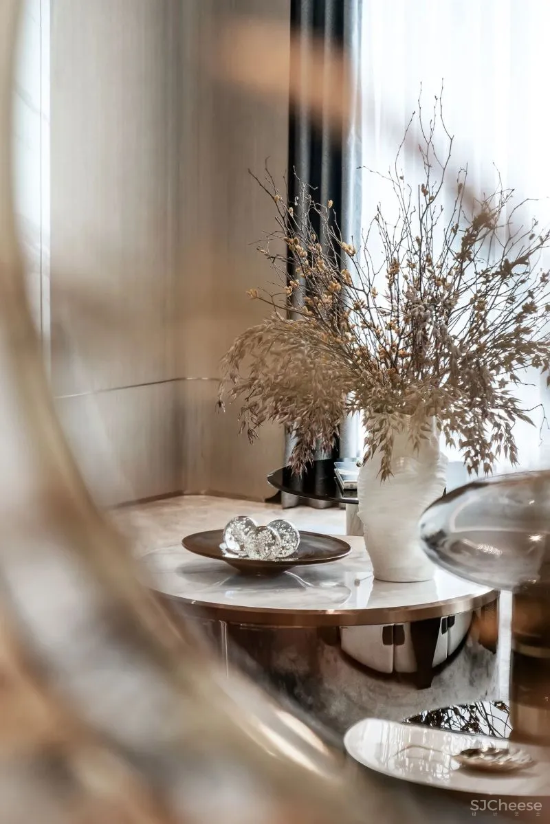 厚夫设计:轻雅金邂逅柔雾灰,百看不厌的魔力!