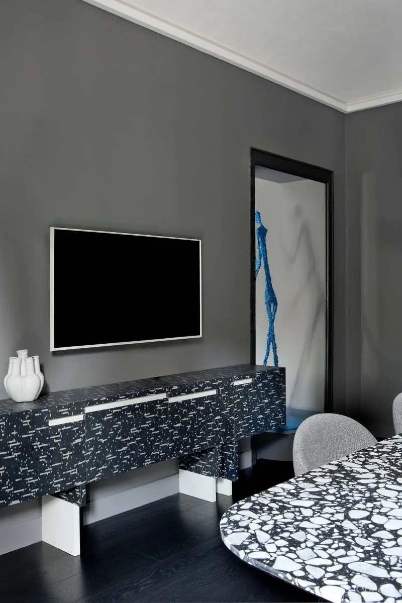 充满蓝调的公寓,用色太前卫了!