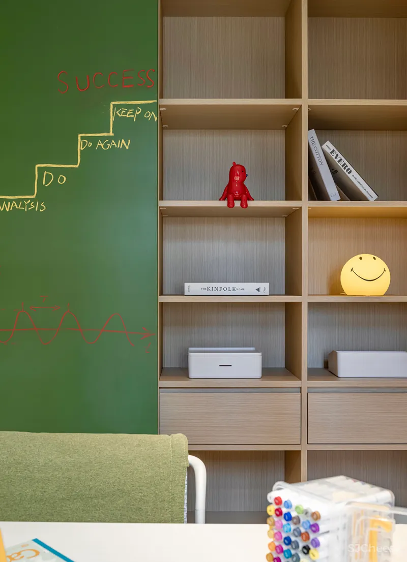 王璠:188㎡简约大平层,温暖的动漫之家!