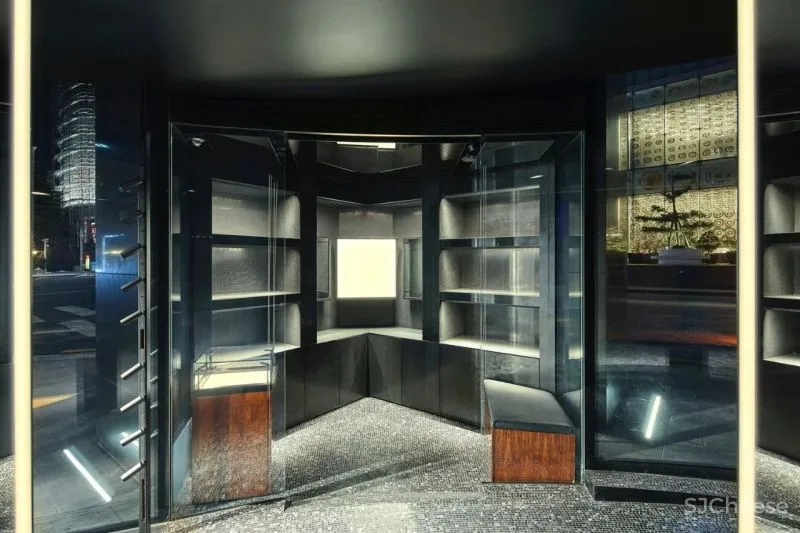 让·努维尔新作:D-G首尔旗舰店,被包裹的‘圆柱’