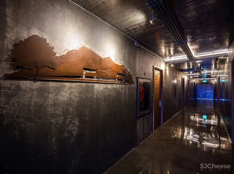 泰国丨Navakitel工业风设计酒店