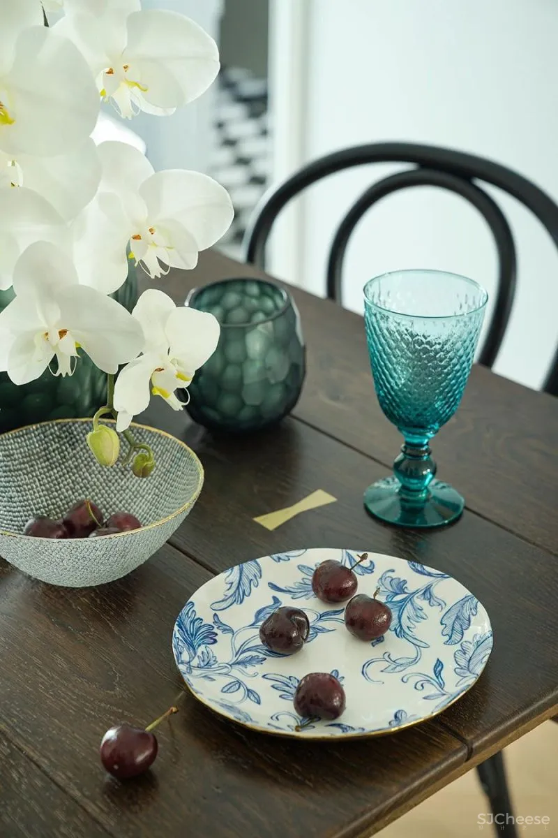 去风格,去浮华!看小红书博主如何把阳光法式搬进家