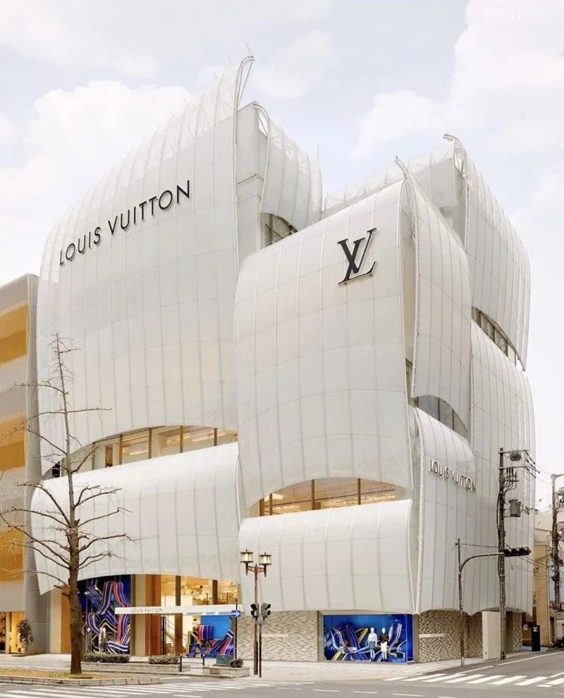 Louis Vuitton日本旗舰店新开幕，全定制艺术介入X 顶奢大品牌– 设计 