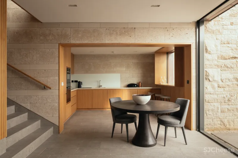 “生长”于波特兰岛悬崖峭壁上的度假酒店