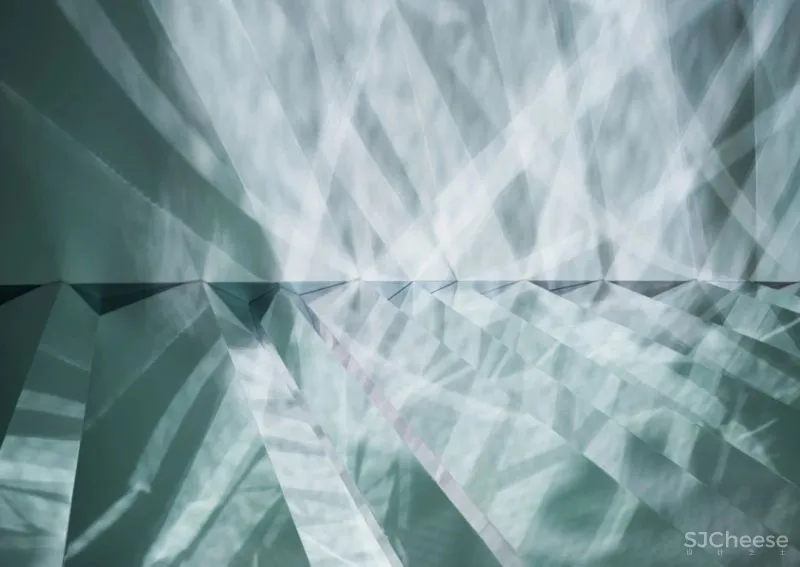 950㎡ 双层别墅,用光影做最美的装饰