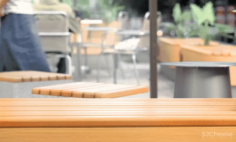 UND 深圳喜茶宠物友好主题店,萌宠社交,趣味十足