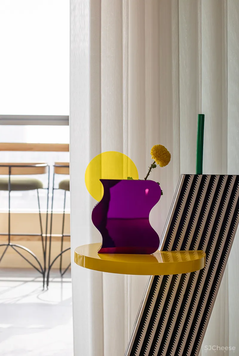 王璠:188㎡简约大平层,温暖的动漫之家!