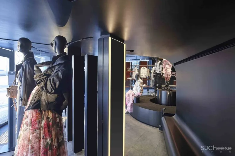 让·努维尔新作:D-G首尔旗舰店,被包裹的‘圆柱’