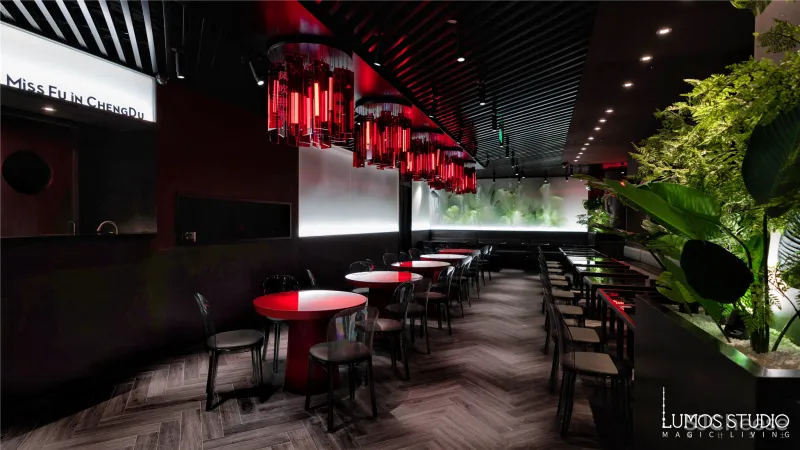 一个人的豪宅!90小伙买下195㎡江景房,猫房装「空调」,真的凡尔赛!