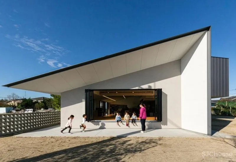 2021年首个火爆朋友圈的日本幼儿园,有钱人家的孩子无法想象的快乐!