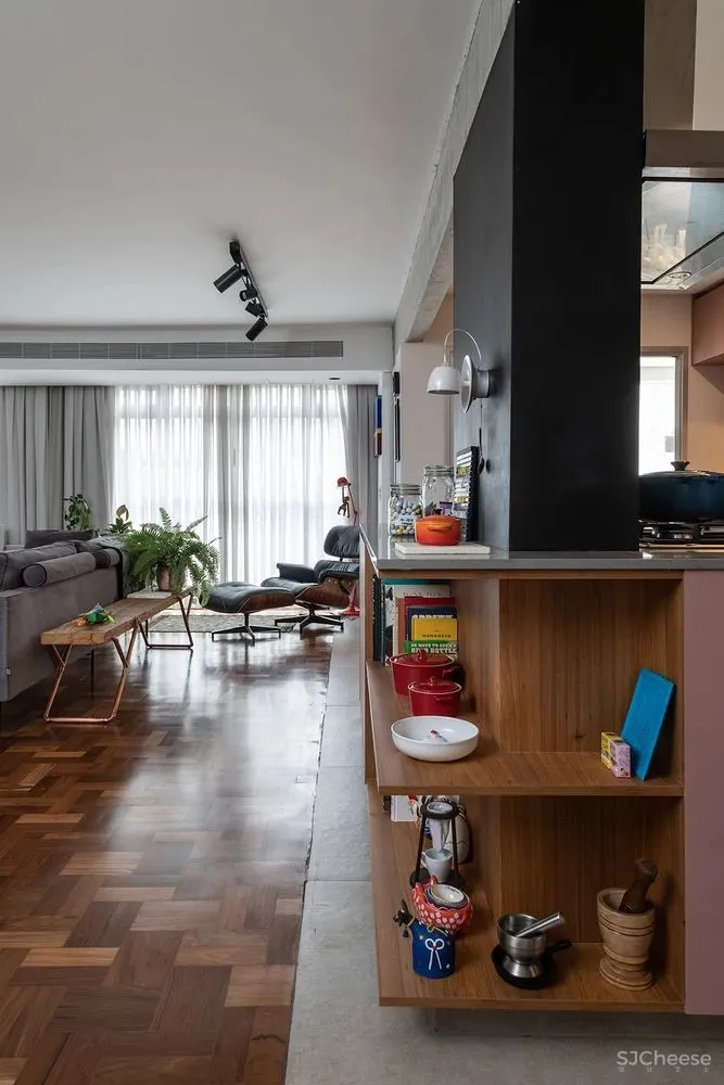 这个冷酷又温暖的生活家,让一个粗犷男人用起了粉色调!