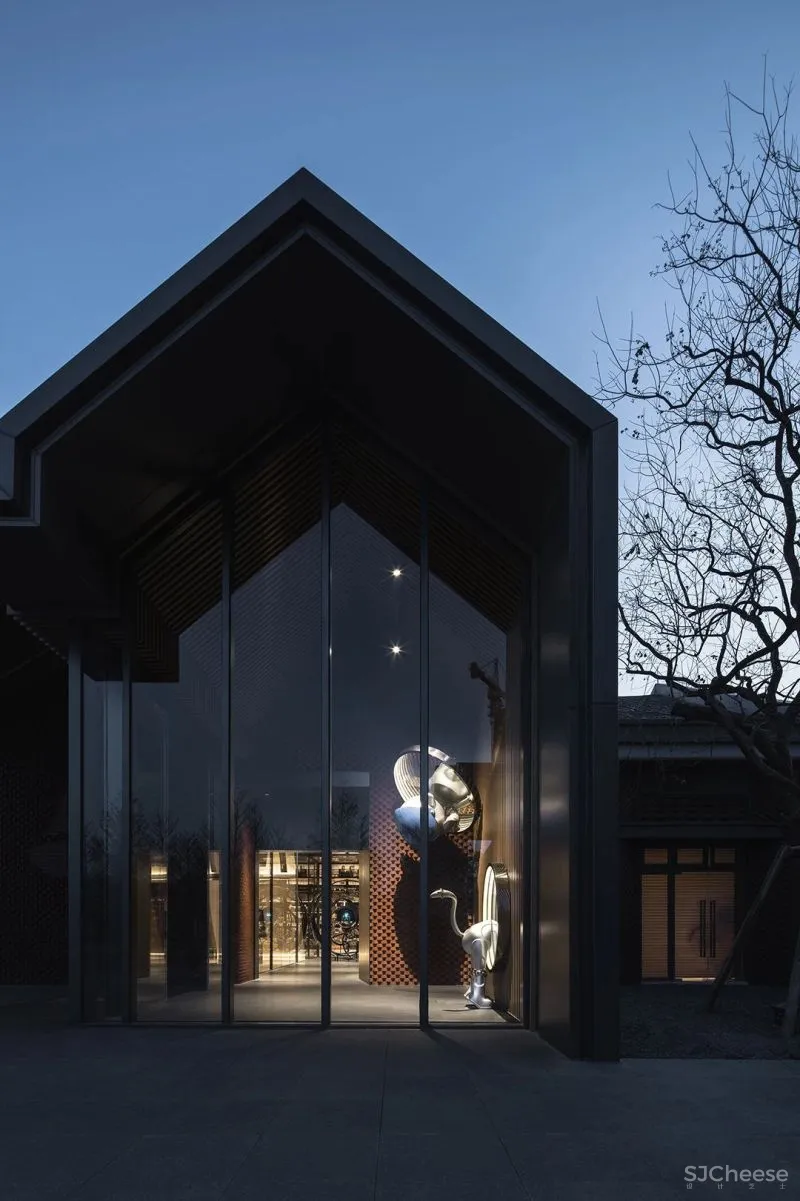 ENJOYDESIGN 雅居乐天际 715 潮居艺术馆,设计IP与场景变革