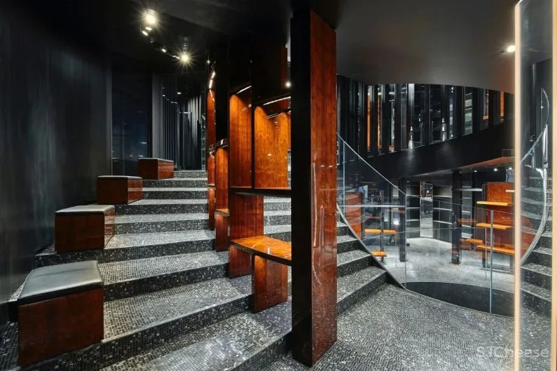 让·努维尔新作:D-G首尔旗舰店,被包裹的‘圆柱’