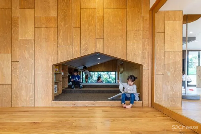 2021年首个火爆朋友圈的日本幼儿园,有钱人家的孩子无法想象的快乐!