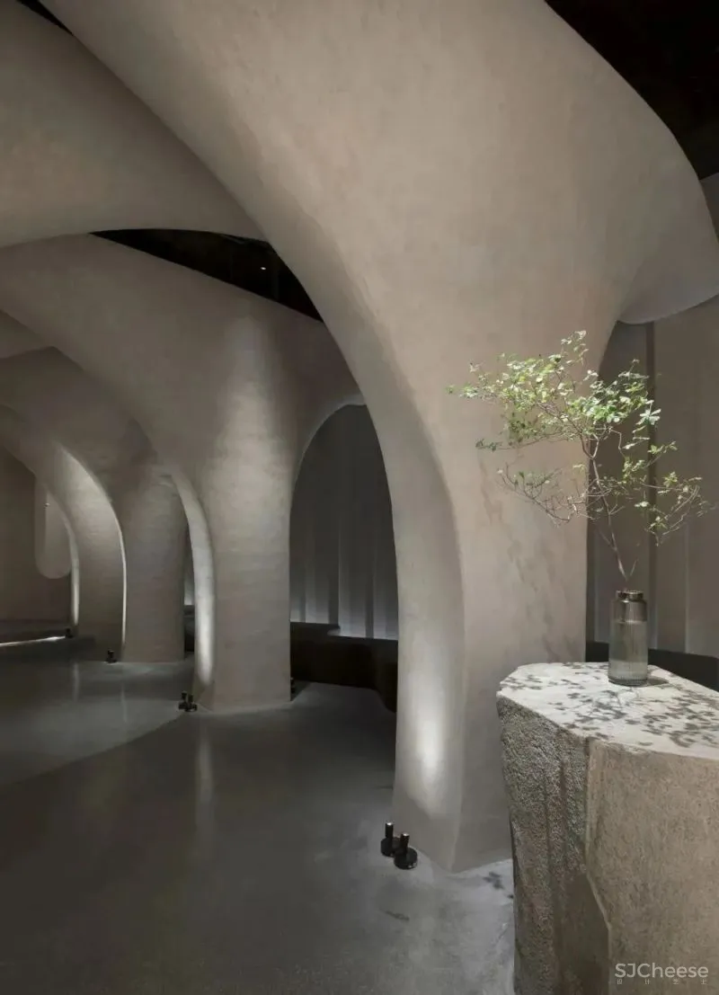 洞见——厦门0JI喔叽碳烧/酒仓 蔡荣伟