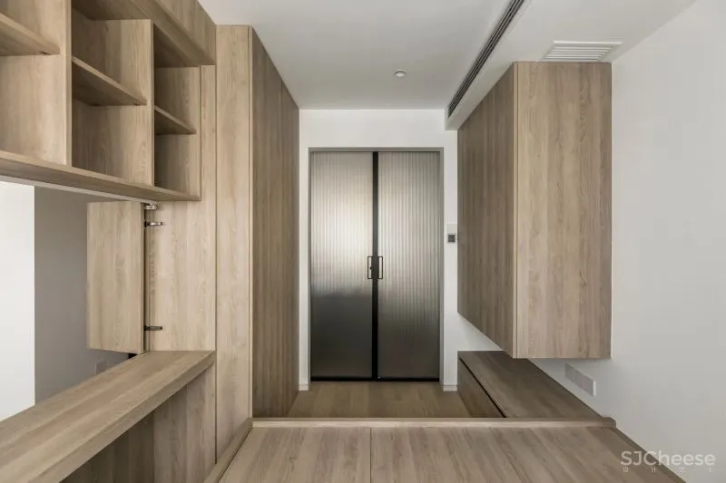 85后夫妻92㎡旧房翻新,塞下三居,却通透得不像话!更有高达35㎡收纳空间!